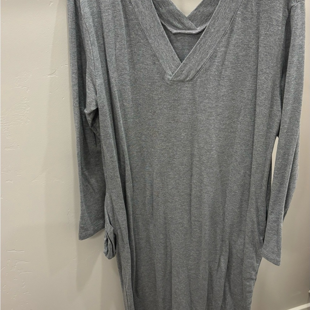 Long sleeve maternity dress